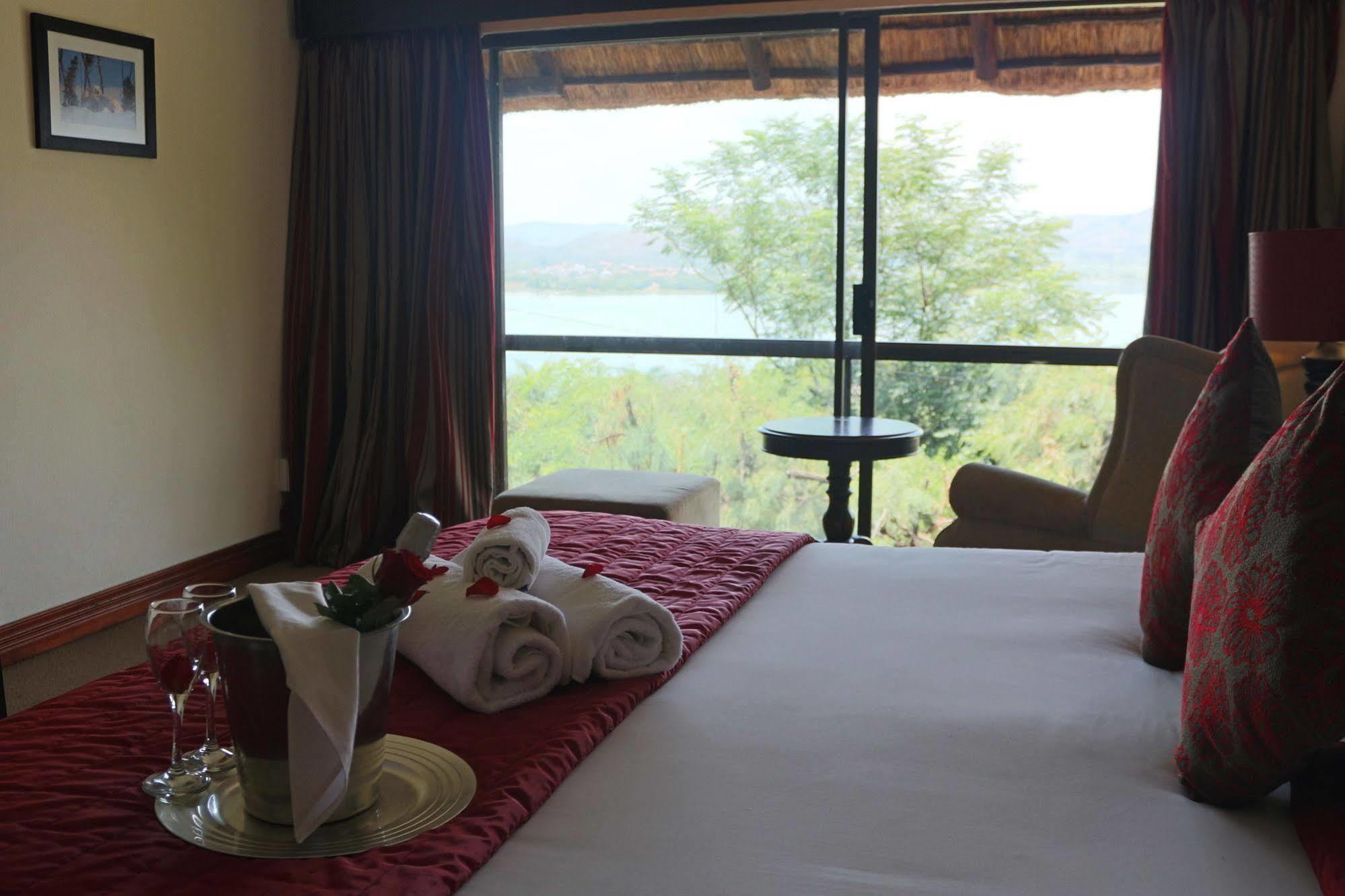 Galagos Lodge Hartbeespoort Zewnętrze zdjęcie